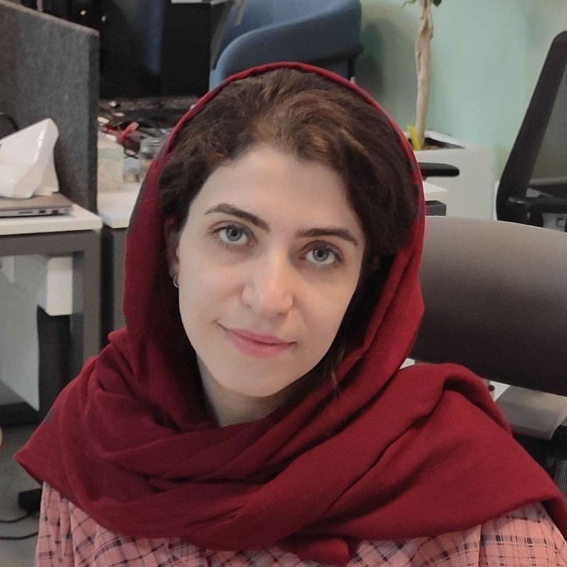 lady with red scarf - کرج بیبی