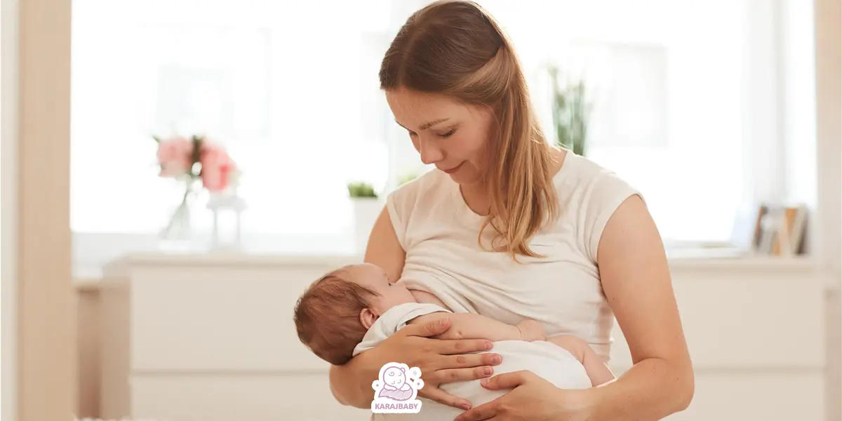 شیر دادن به نوزاد با شیر مادر